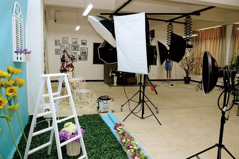 云南大學(xué)滇池學(xué)院——校園風光