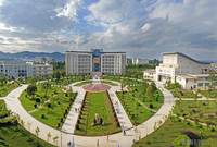 曲靖師范學(xué)院——校園中心廣場(chǎng)鳥(niǎo)瞰